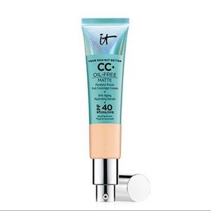 It Cosmetics CC+ Cream Oil-Free Matte with SPF 40